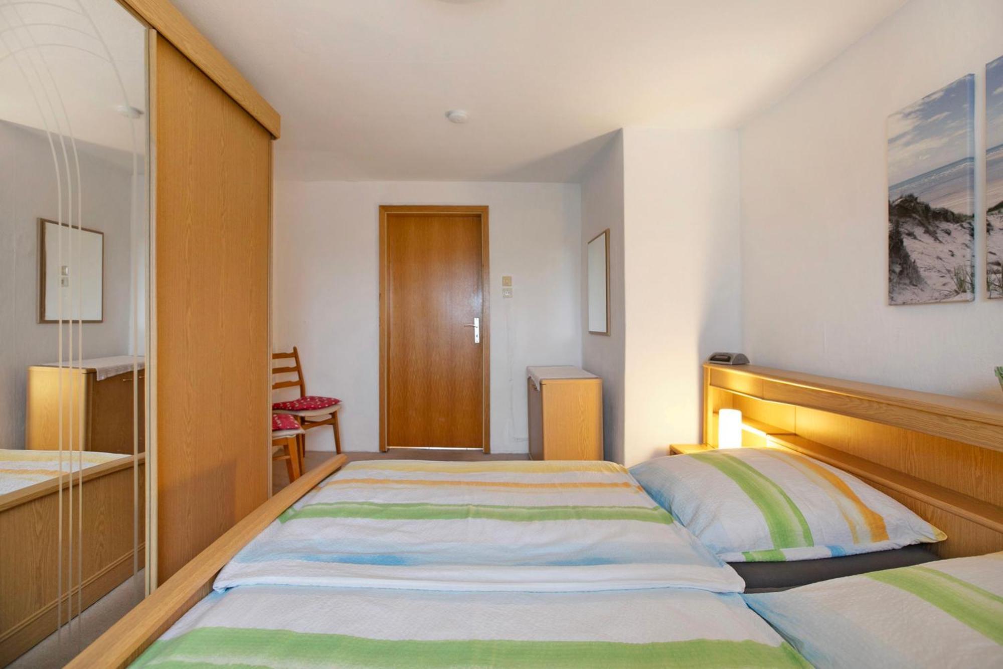 Ferienhof Annies Apartment Hedwigenkoog Екстериор снимка